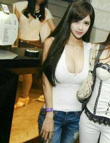 韩国女主播 浴缸白衬衫,展现清新魅力